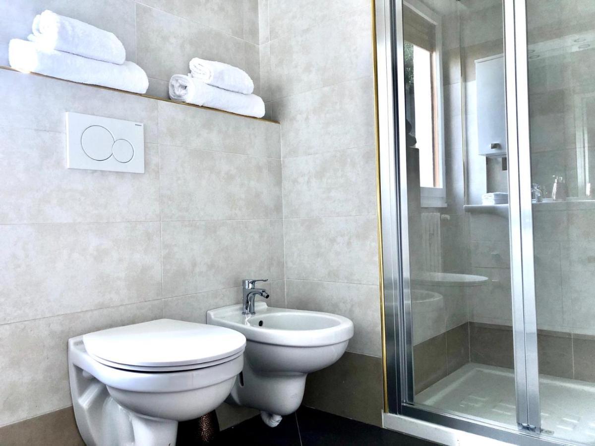 Lake Como Lilla Apartment Oliveto Lario Екстериор снимка