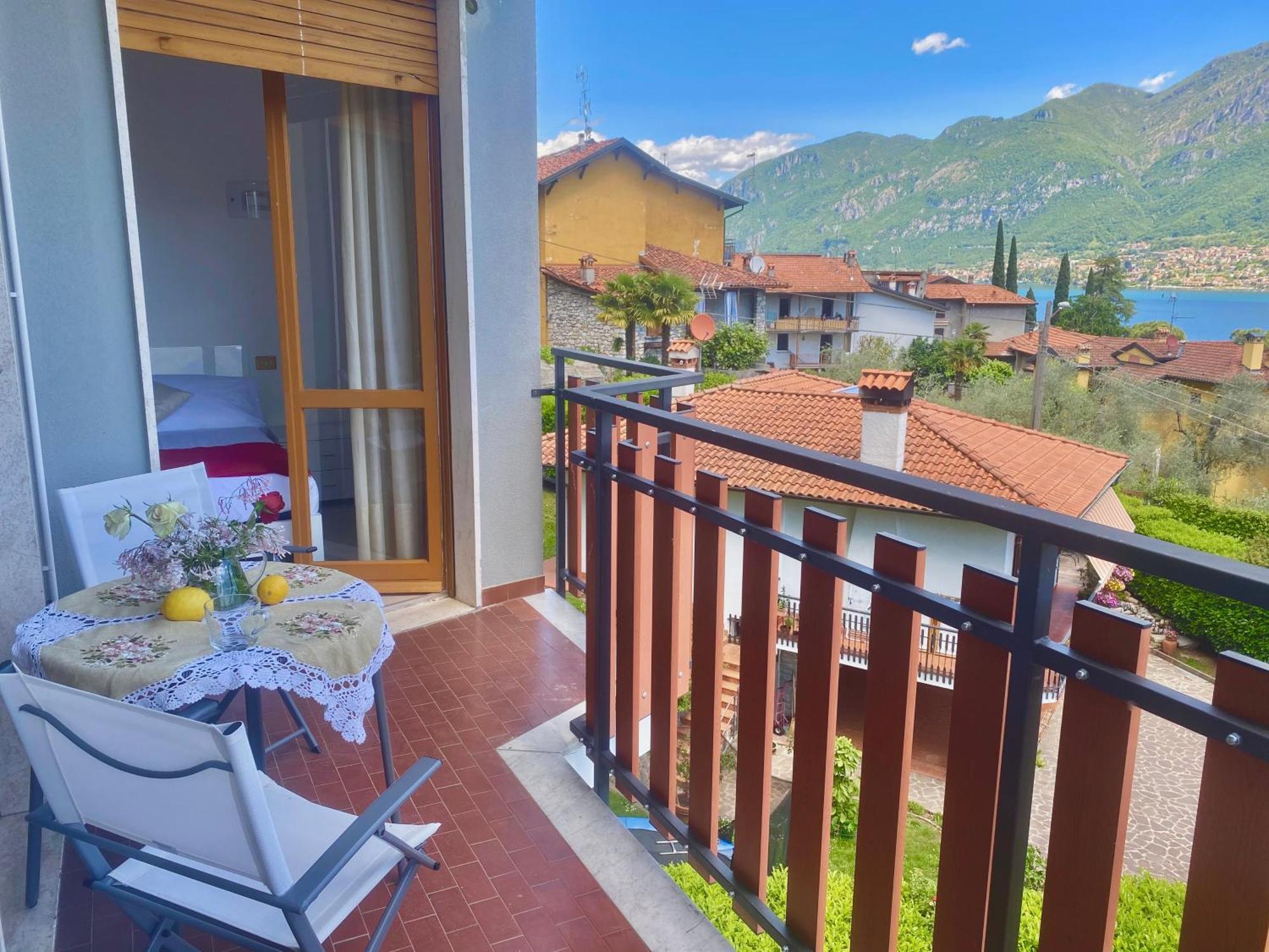 Lake Como Lilla Apartment Oliveto Lario Екстериор снимка